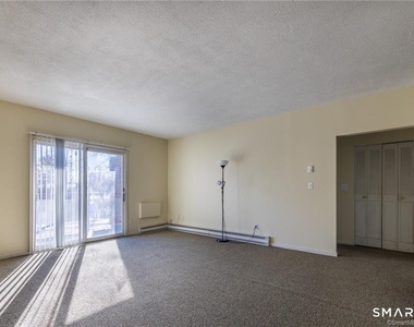 80 Claudia Drive - Photo Thumbnail 3