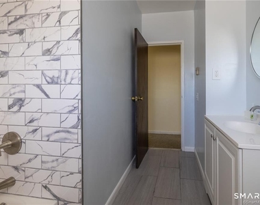 80 Claudia Drive - Photo Thumbnail 14
