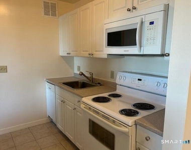 34 Prospect Street - Photo Thumbnail 7