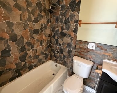 14 Spring Street - Photo Thumbnail 4