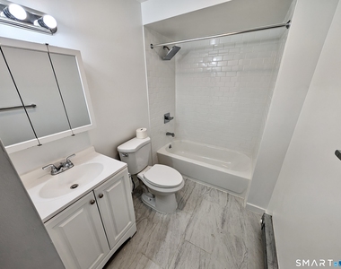 4 Oak Street - Photo Thumbnail 4