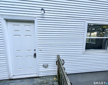 4 Oak Street - Photo Thumbnail 8