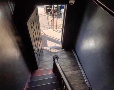 662 Noble Avenue - Photo Thumbnail 2