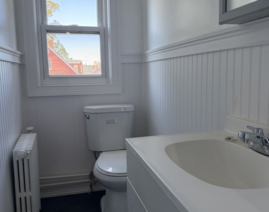 68-70 Plymouth Street - Photo Thumbnail 2