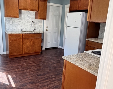 117 Liberty Street - Photo Thumbnail 5
