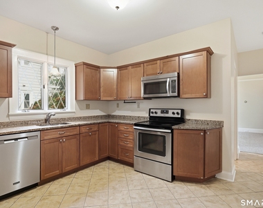 144 Flushing Avenue - Photo Thumbnail 9