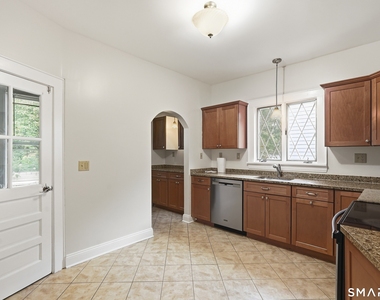 144 Flushing Avenue - Photo Thumbnail 10