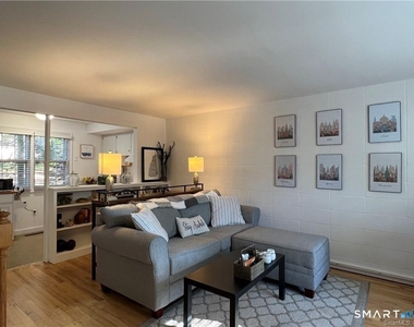 159 East Main Street - Photo Thumbnail 2