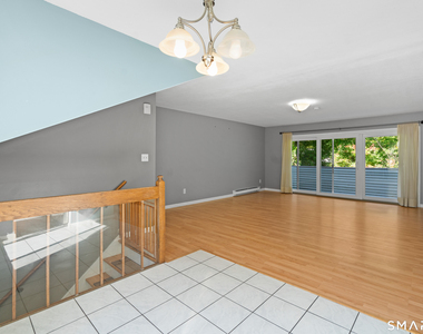 30 Candlewood Drive - Photo Thumbnail 6