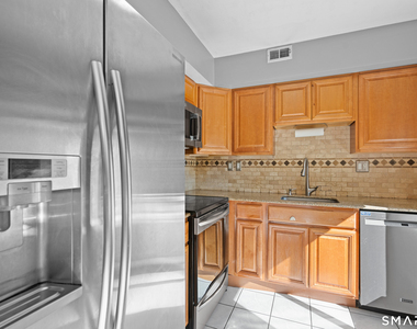 30 Candlewood Drive - Photo Thumbnail 8