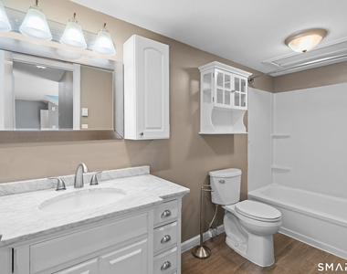 30 Candlewood Drive - Photo Thumbnail 12