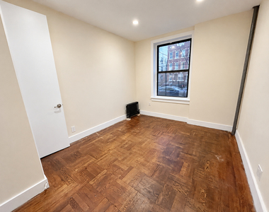 8630 23rd Avenue - Photo Thumbnail 7