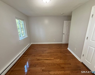 201 Bretton Street - Photo Thumbnail 12