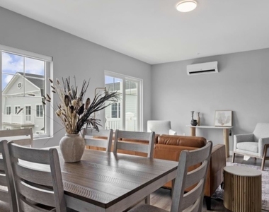 58 58 Maple St Street - Photo Thumbnail 6