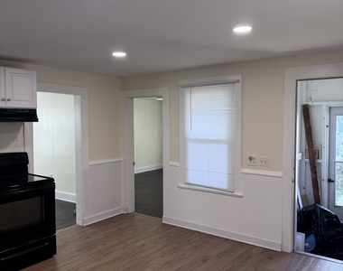 232 Hawkins Street - Photo Thumbnail 10