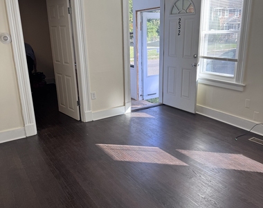 232 Hawkins Street - Photo Thumbnail 15