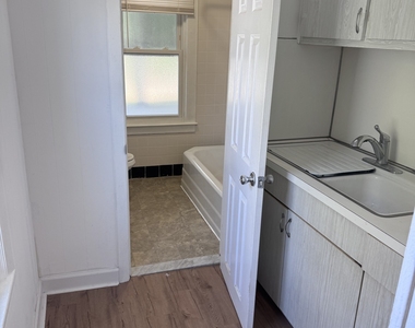 232 Hawkins Street - Photo Thumbnail 5