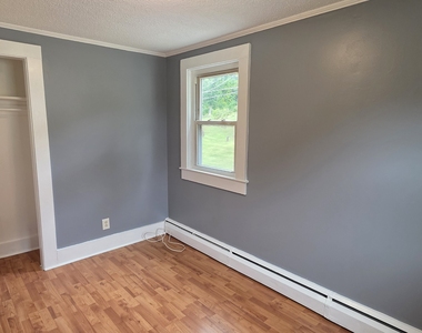 2354 Main Street - Photo Thumbnail 7