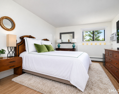 73 Harbor Drive - Photo Thumbnail 15