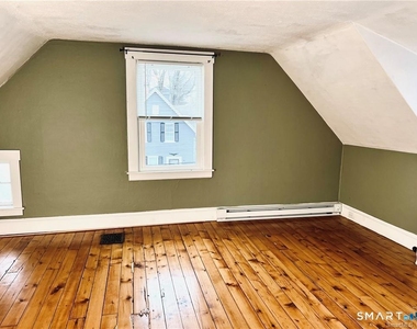 130 Platt Avenue - Photo Thumbnail 6