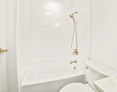 218 Bedford Street - Photo Thumbnail 22