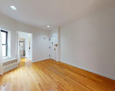 500 East 76th Street - Photo Thumbnail 3