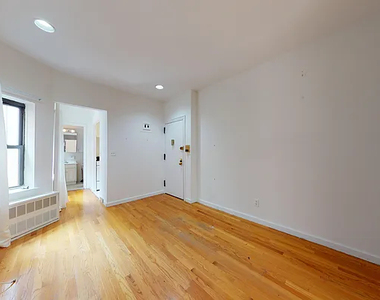 500 East 76th Street - Photo Thumbnail 2