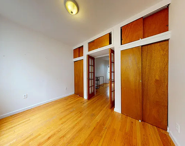 500 East 76th Street - Photo Thumbnail 6
