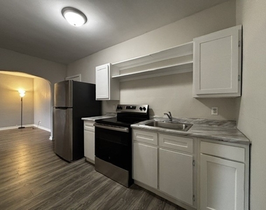 10261 Center Highway - Photo Thumbnail 8