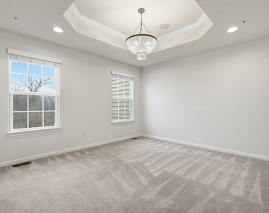 1204 Pointe View Drive - Photo Thumbnail 31