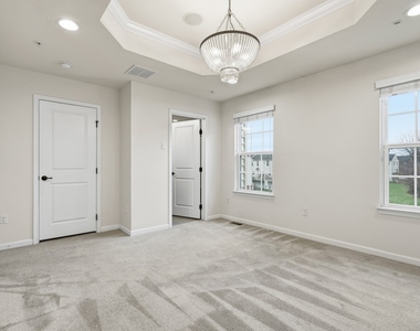 1204 Pointe View Drive - Photo Thumbnail 30