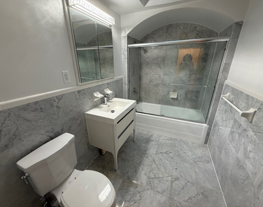 165 East 83rd Street - Photo Thumbnail 6