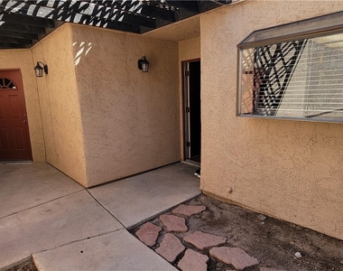 1843 Camino Verde Lane - Photo Thumbnail 1