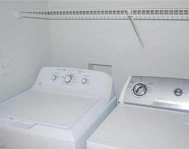 10213 Asti Place - Photo Thumbnail 17