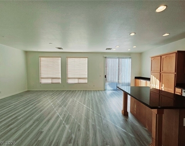 9833 Santa Ponsa Court - Photo Thumbnail 3