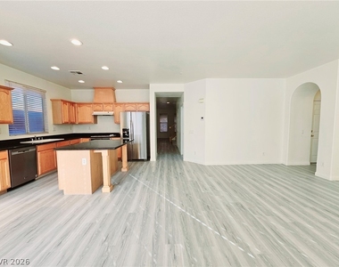 9833 Santa Ponsa Court - Photo Thumbnail 7