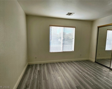 9833 Santa Ponsa Court - Photo Thumbnail 26