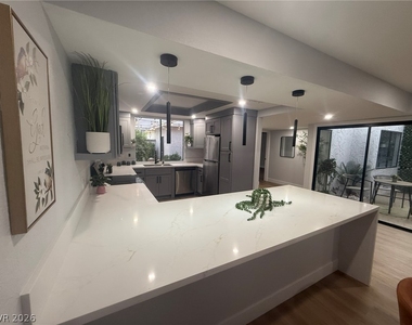 3058 Conquista Court - Photo Thumbnail 8