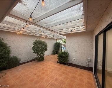 3058 Conquista Court - Photo Thumbnail 3