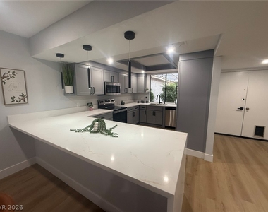 3058 Conquista Court - Photo Thumbnail 7