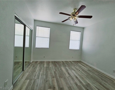 1091 Wild Fern Court - Photo Thumbnail 3