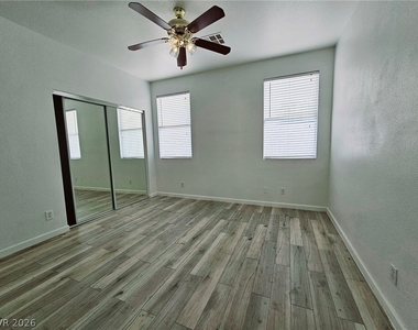 1091 Wild Fern Court - Photo Thumbnail 7