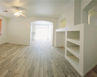 1091 Wild Fern Court - Photo Thumbnail 14