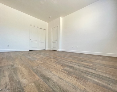 4306 Via Dana Avenue - Photo Thumbnail 10