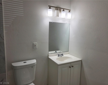 3175 Palmdale Street - Photo Thumbnail 5