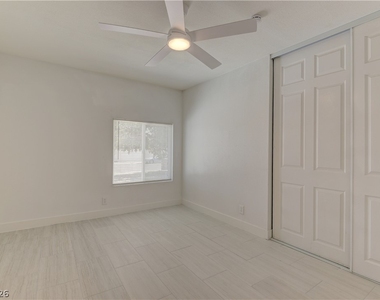 3175 Palmdale Street - Photo Thumbnail 8