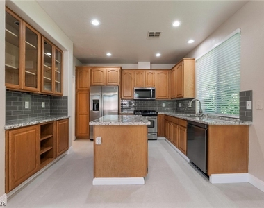 10720 Turquoise Valley - Photo Thumbnail 10