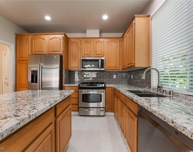 10720 Turquoise Valley - Photo Thumbnail 11