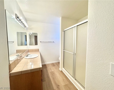 460 Comstock Street - Photo Thumbnail 14