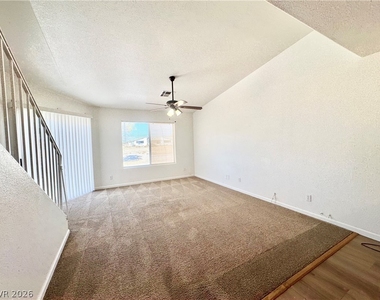 460 Comstock Street - Photo Thumbnail 7